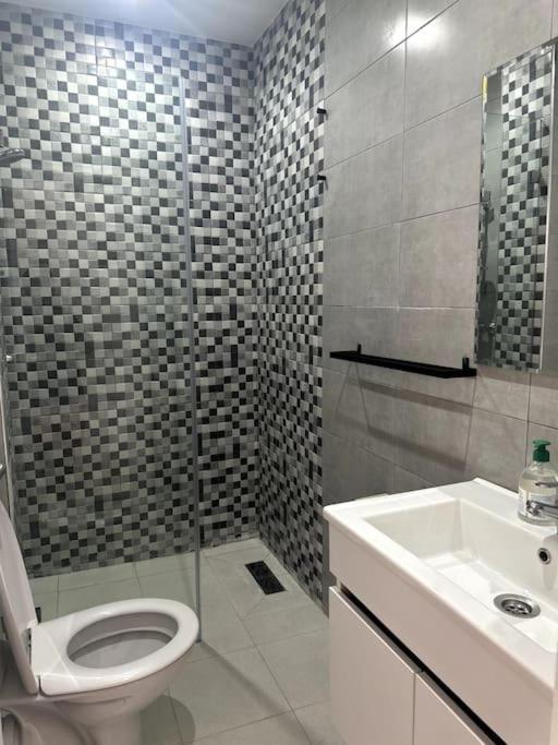 Appartement Mamouniya - Host Only Families Rabat Exteriör bild